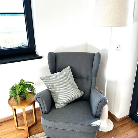 Moderne Mit Balkon Auf Dem Bauernhof *